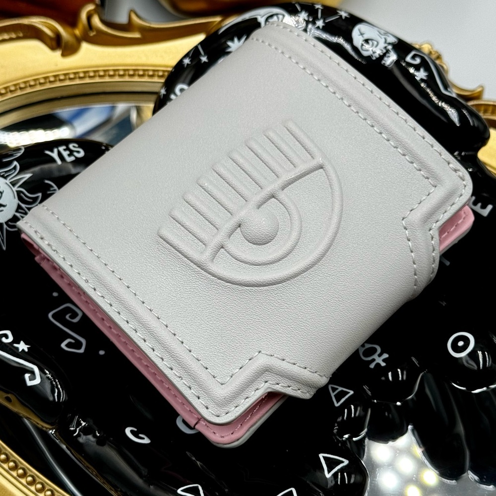🆕 CHIARA FERRAGNI 🧿 BNIB Range A Eyelike Bifold Wallet, Grey - Picture 10 of 16
